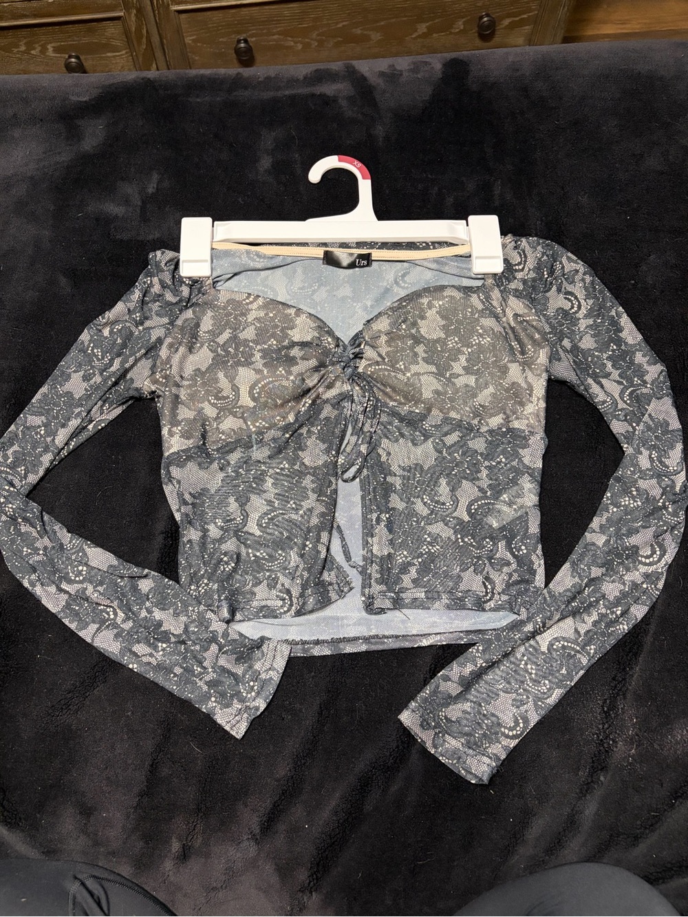Long-Sleeve Lace Ruched Front Crop Top - Gray
